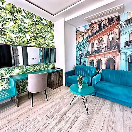 Del Medio Hotel